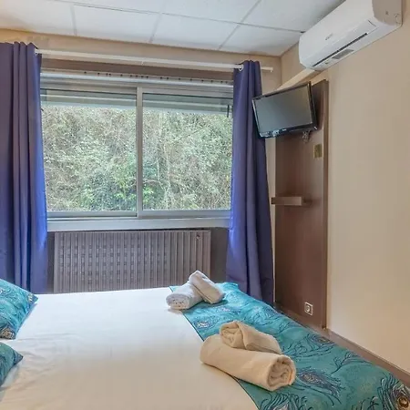 Du Poete Otel 3*